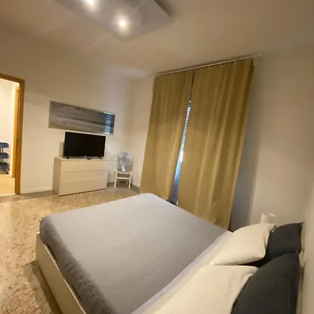 Tulipani Apartament *